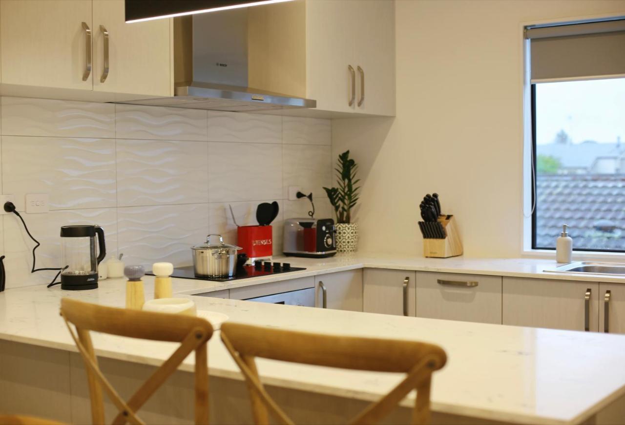 Cozy And Comfortable, Sunny Three-Storey Building Auckland Exterior foto