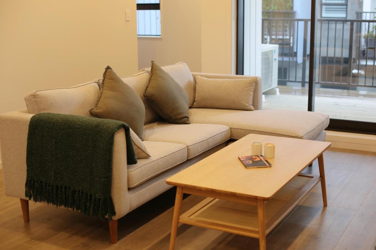 Cozy And Comfortable, Sunny Three-Storey Building Auckland Exterior foto